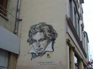 Portretul lui Beethoven, pe peretele unei cladiri de vis-a-vis de casa sa natala