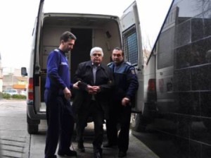 Prof. Gh. Taralunga, arestat (foto:cugetliber.ro)